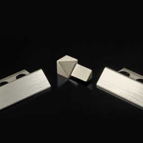 EIT - Internal corners