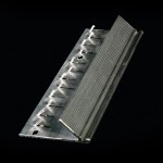 Giunzione per terminale in aluminio per moquette