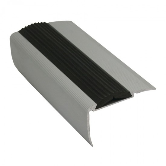 Aluminium profile with grooved insert